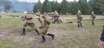 Реконструкция в деревне Ежевской Вельского района
