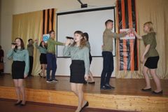 Литературно - музыкальная композиция к 9 мая